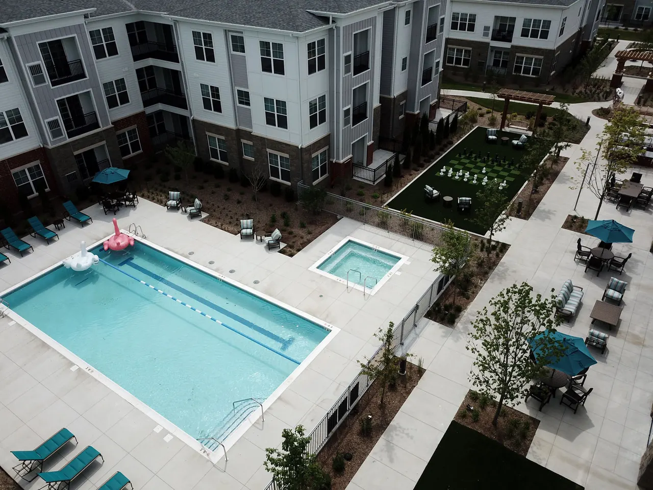 Avenida Naperville