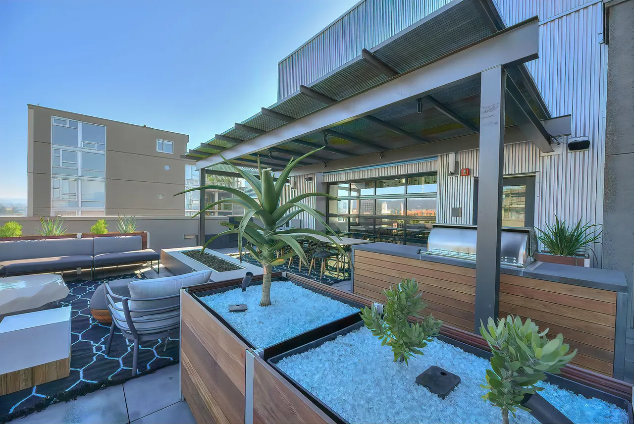 Fourth Street East Apartments