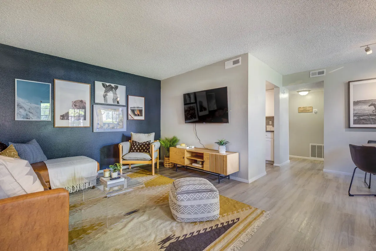 Riverbend Apartments