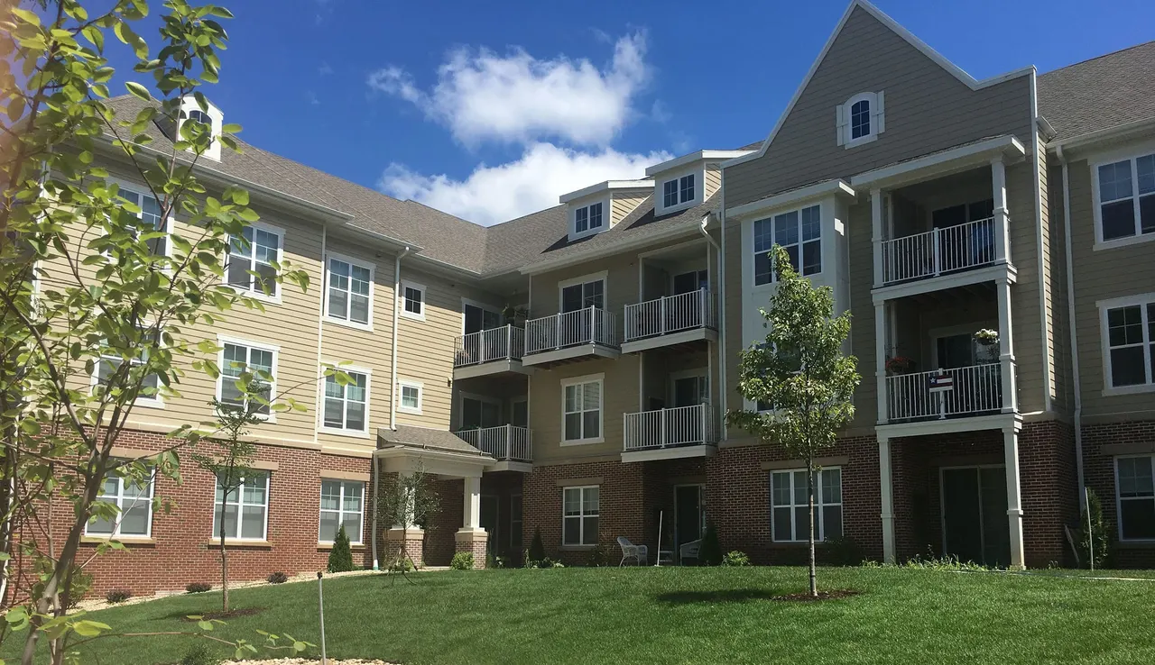 Hartland Riverwalk Apartments