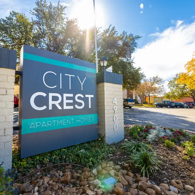 City Crest Apartments