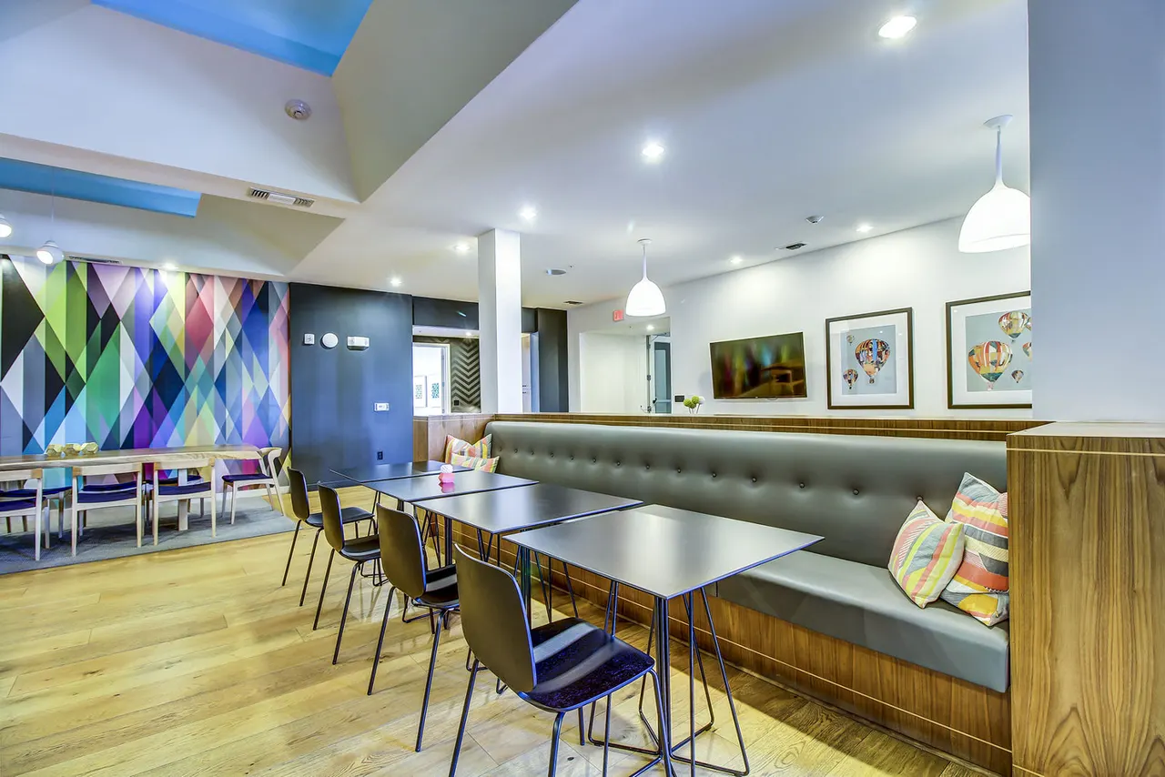 Elan East Apartments