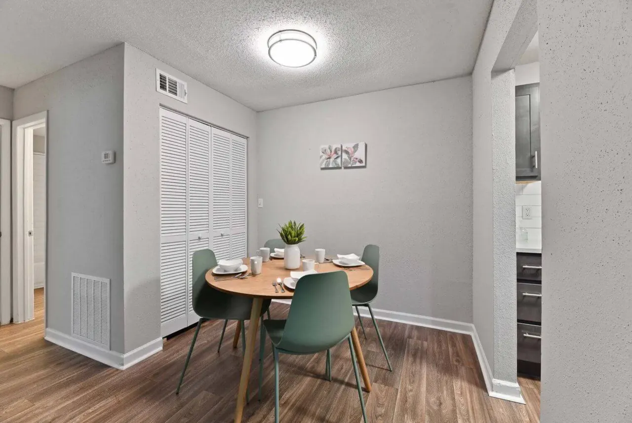 Premier Apartments