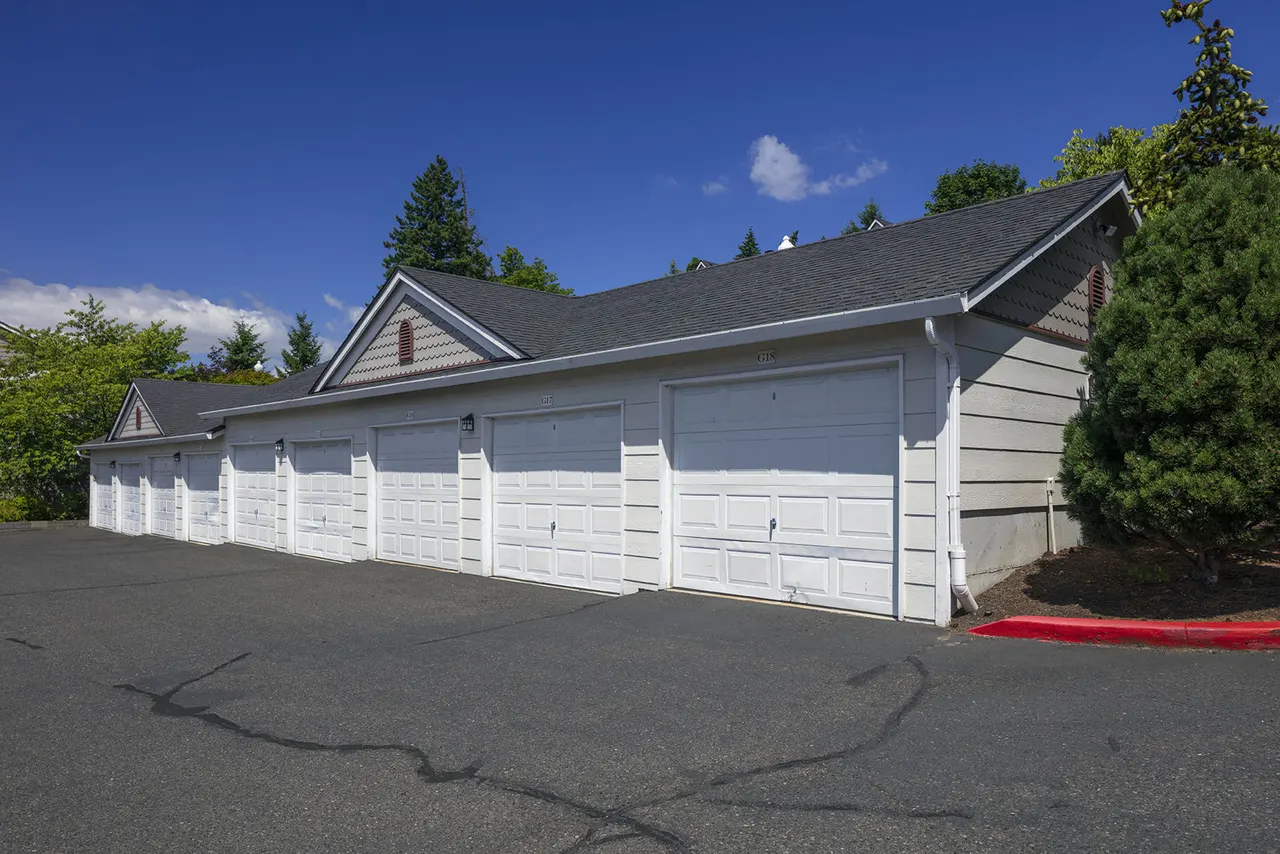 Highland Hills Apartments