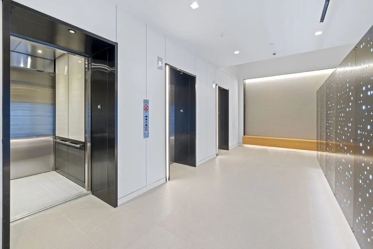 400H Apartments