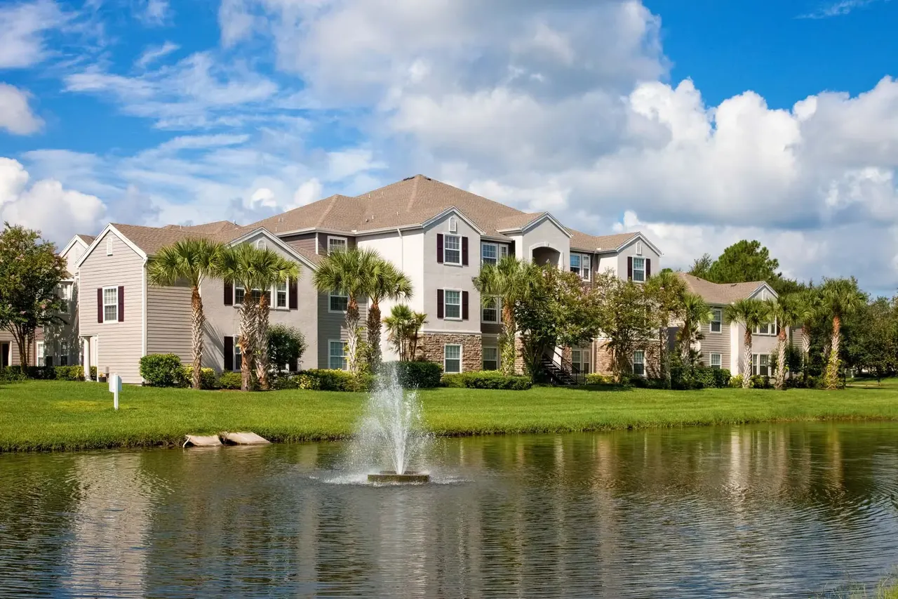 Osprey Links at Hunters Creek Apartments