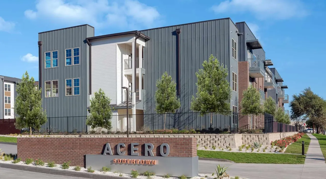 Acero