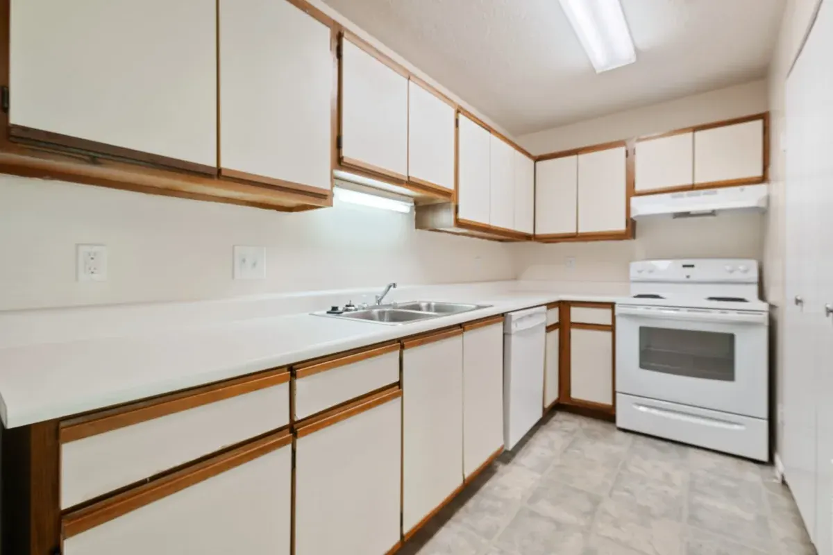 The Retreat At Hidden Bay Apartment Homes