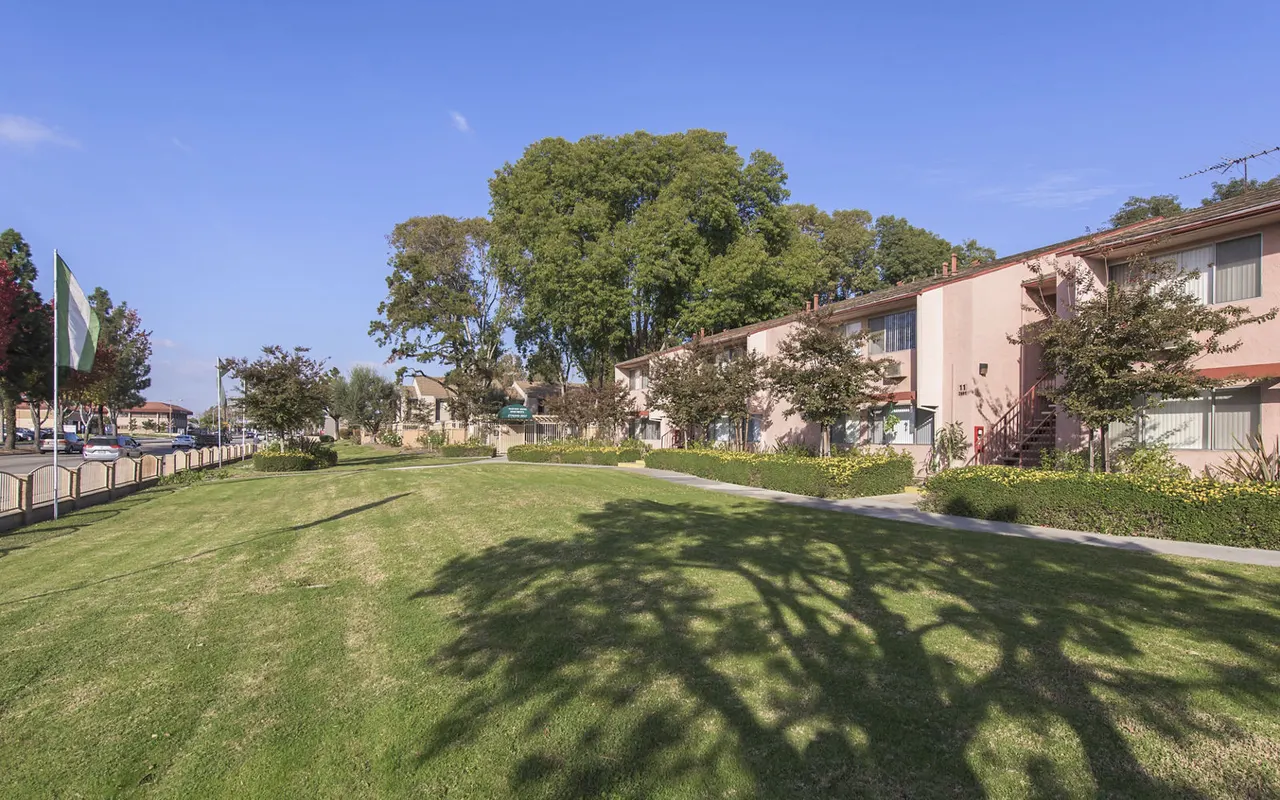 Fairview Green Apartments