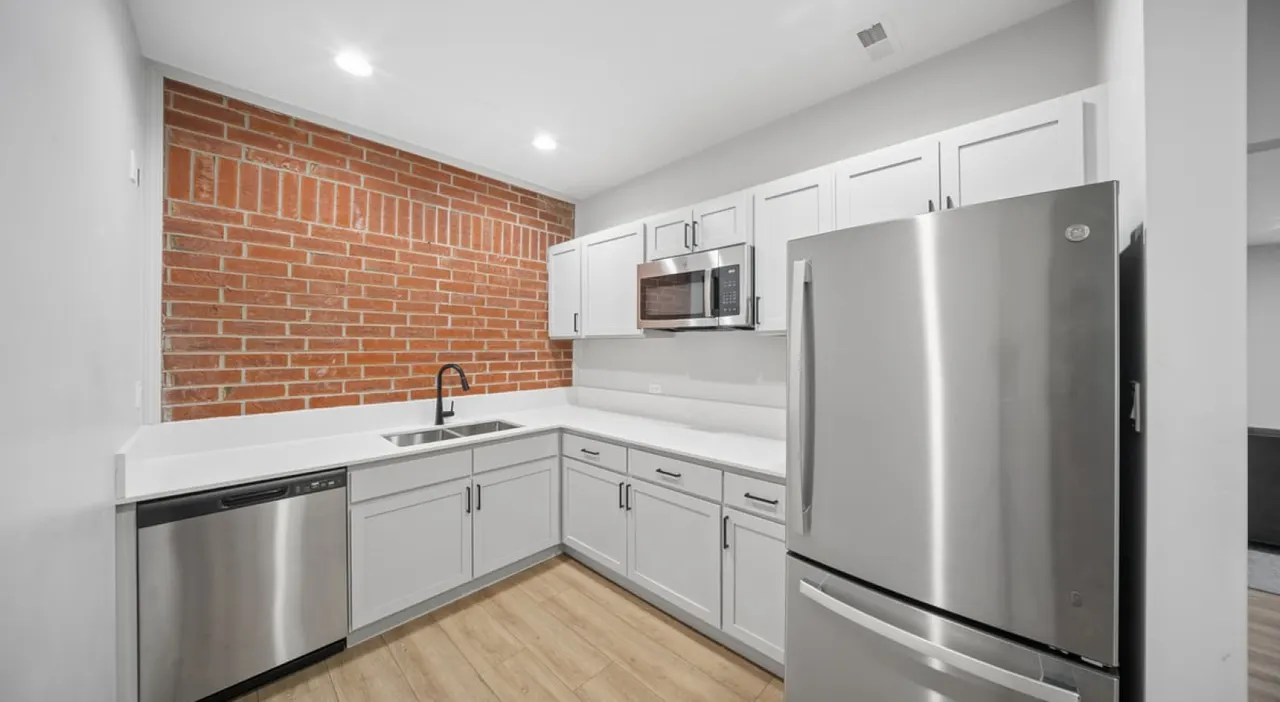 Douglas Pointe Apartments