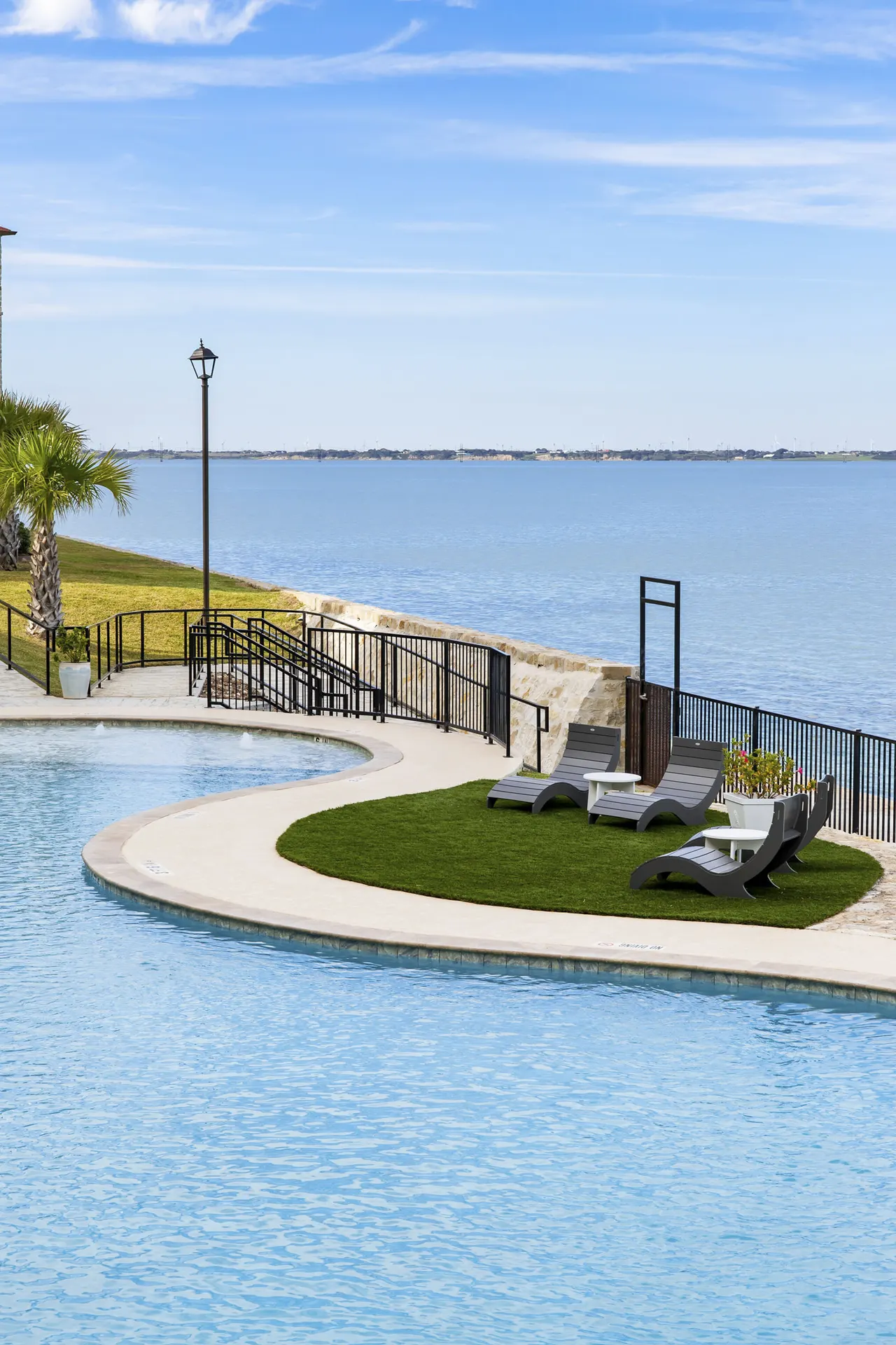 Lighthouse Pointe