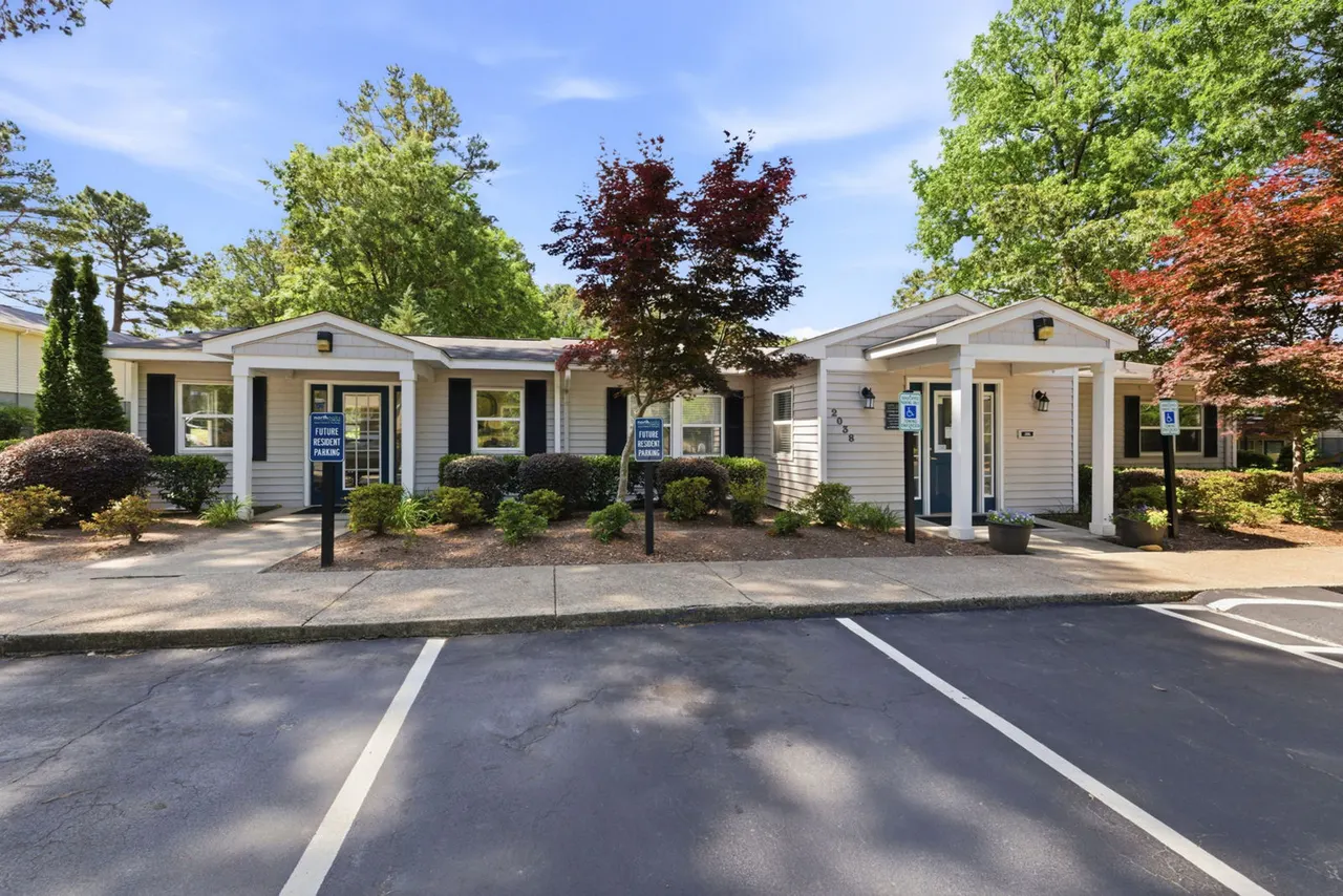 North Oaks Landing