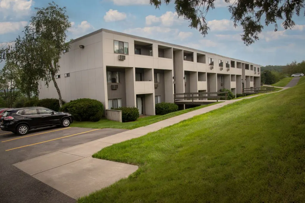 Indian Ridge Apartments