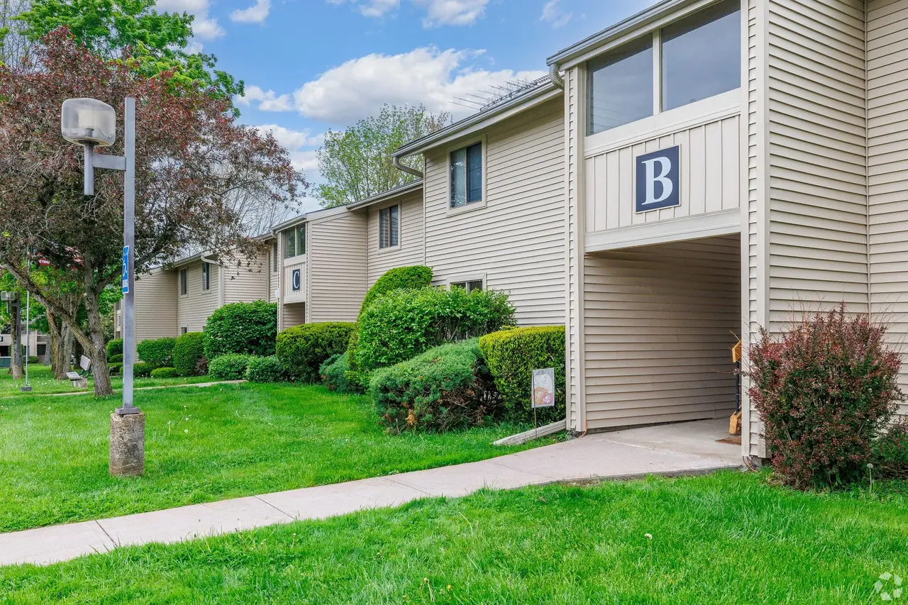 Griffiss Park Suites