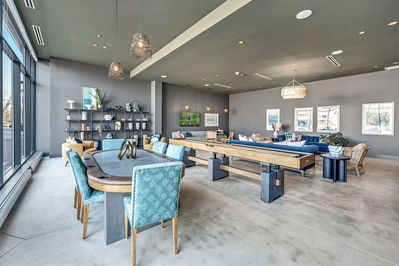 Albion Highland Park