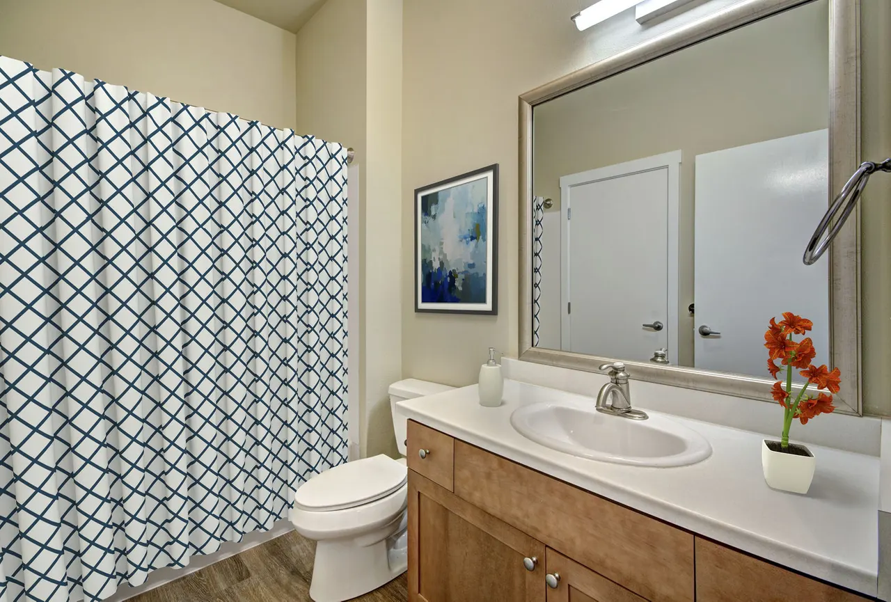 Chelsea Heights Apartments