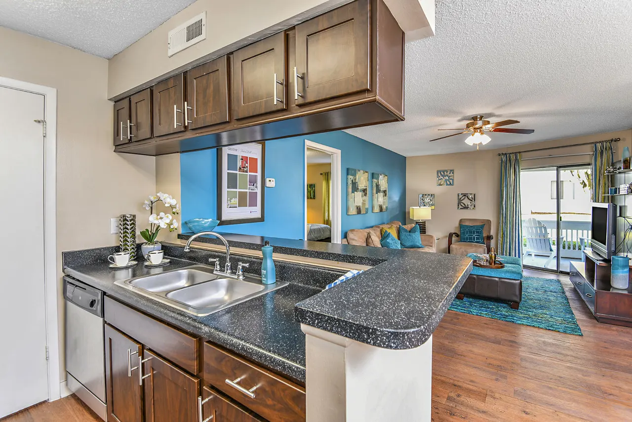 Lakeshore at Altamonte Springs Apartments