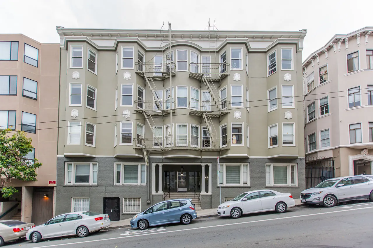 1474 Sacramento Apartments
