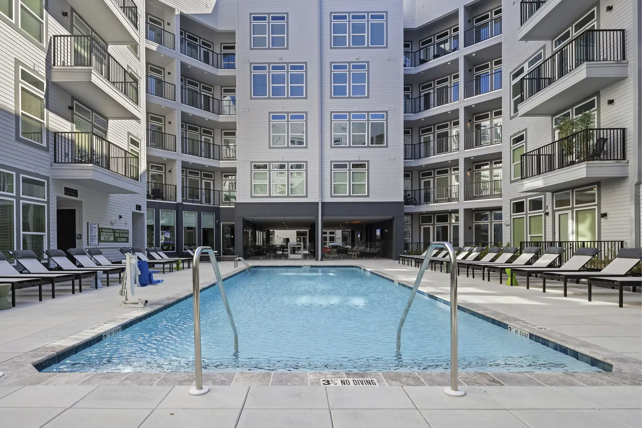 Mira Raleigh Apartments