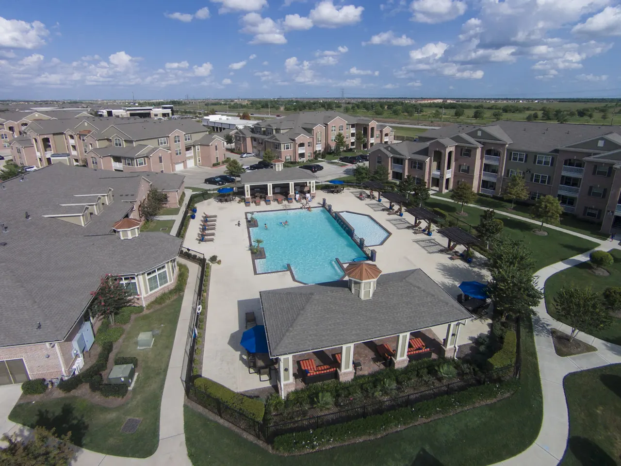 Montage at Cinco Ranch Apartments