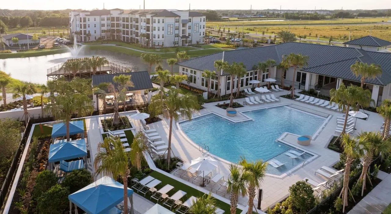 Aventon Meadows