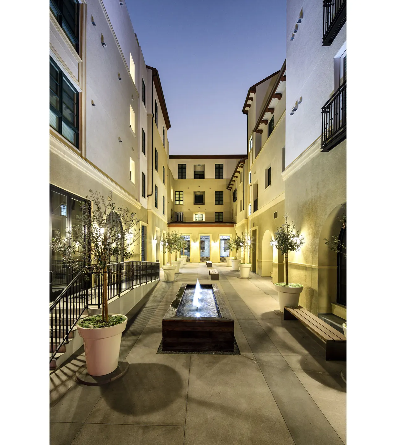Luxe Pasadena