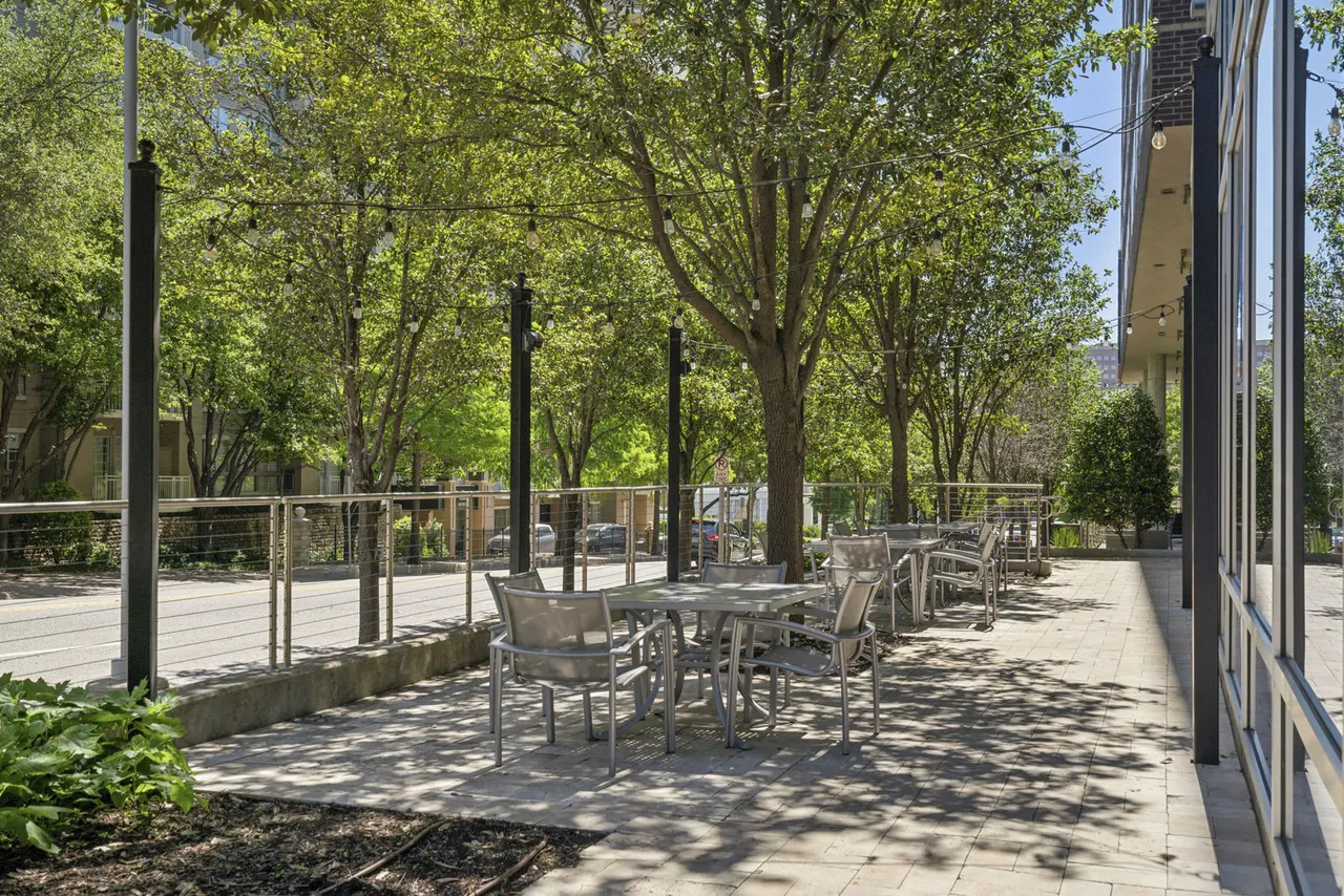 Gallery at Turtle Creek Apartments