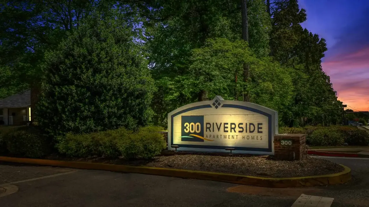 300 Riverside