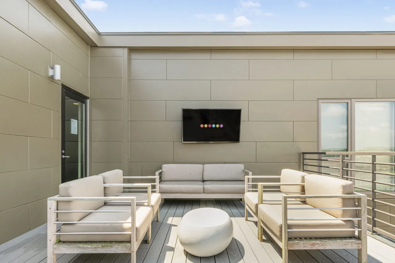The Beverly Collection: Canvas