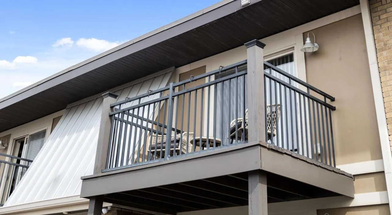 Campus Apartments