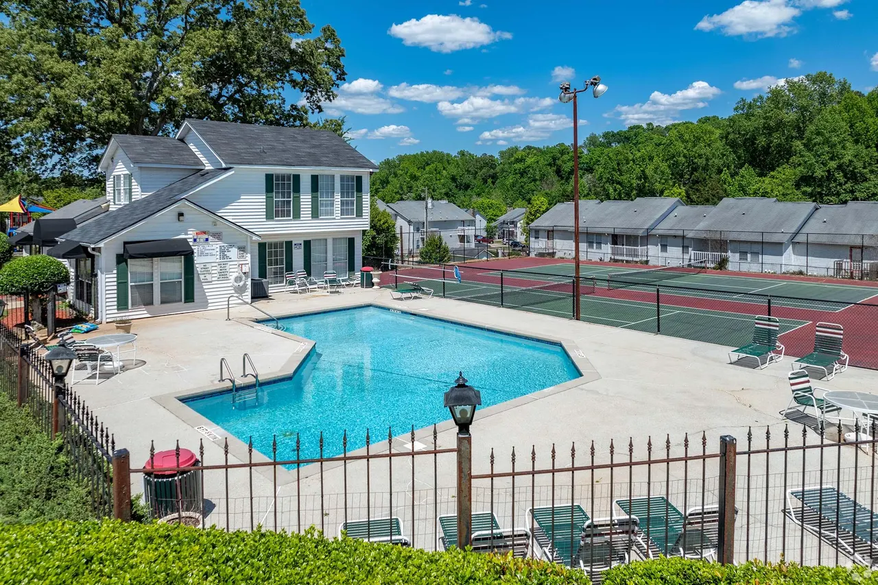 Fieldcrest Walk Apartments