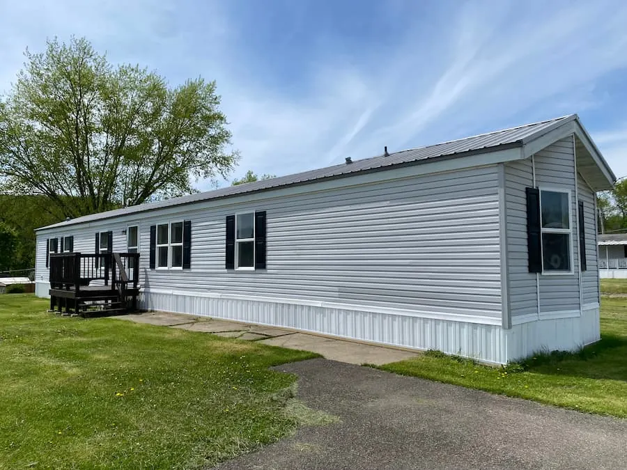 Wooded Estates Mobile Home Community