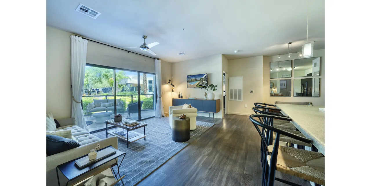 Seven Luxury Apartments