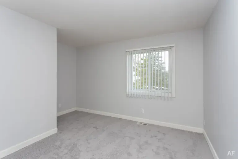 Coventry Court Town Homes