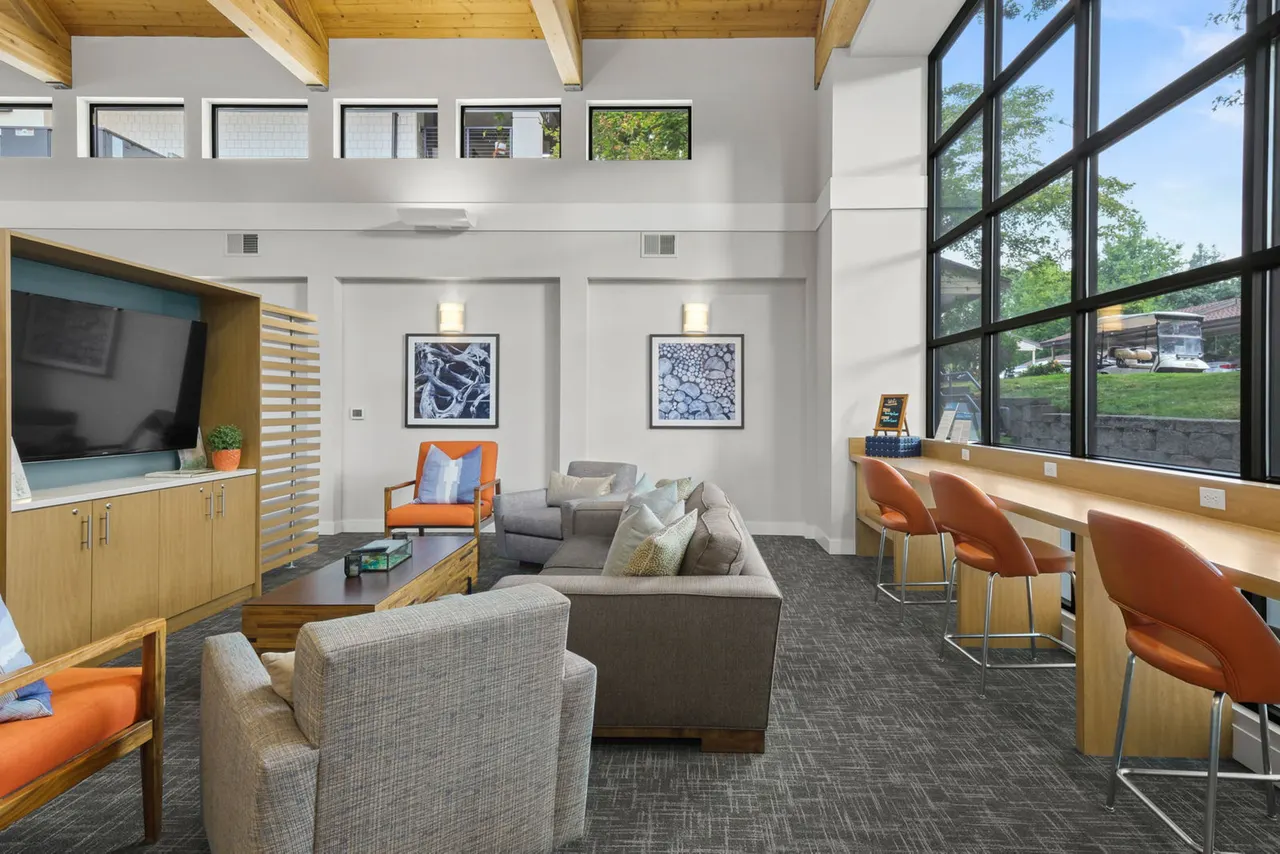 Parkridge Apartments