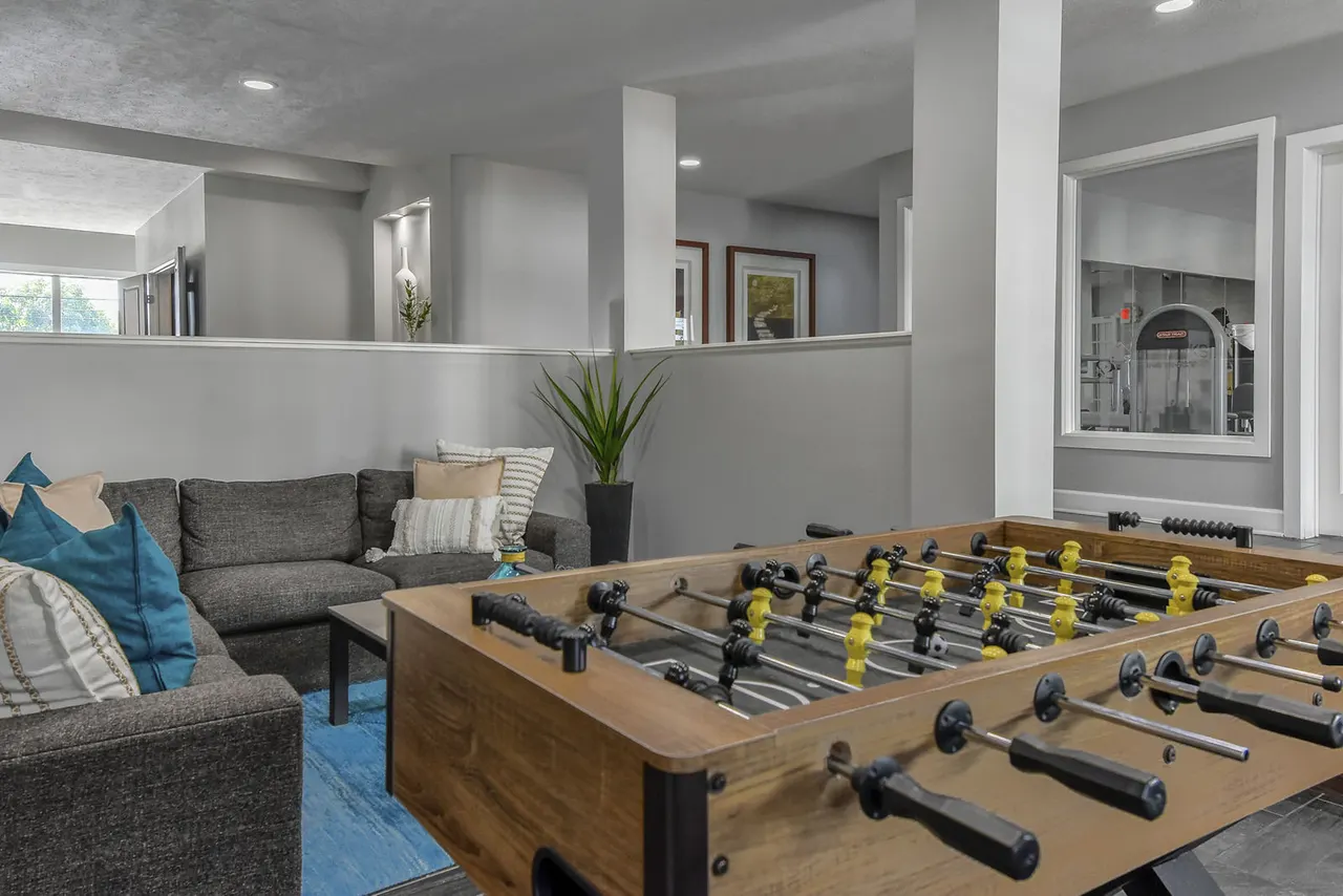 Kenyon Square Apartments