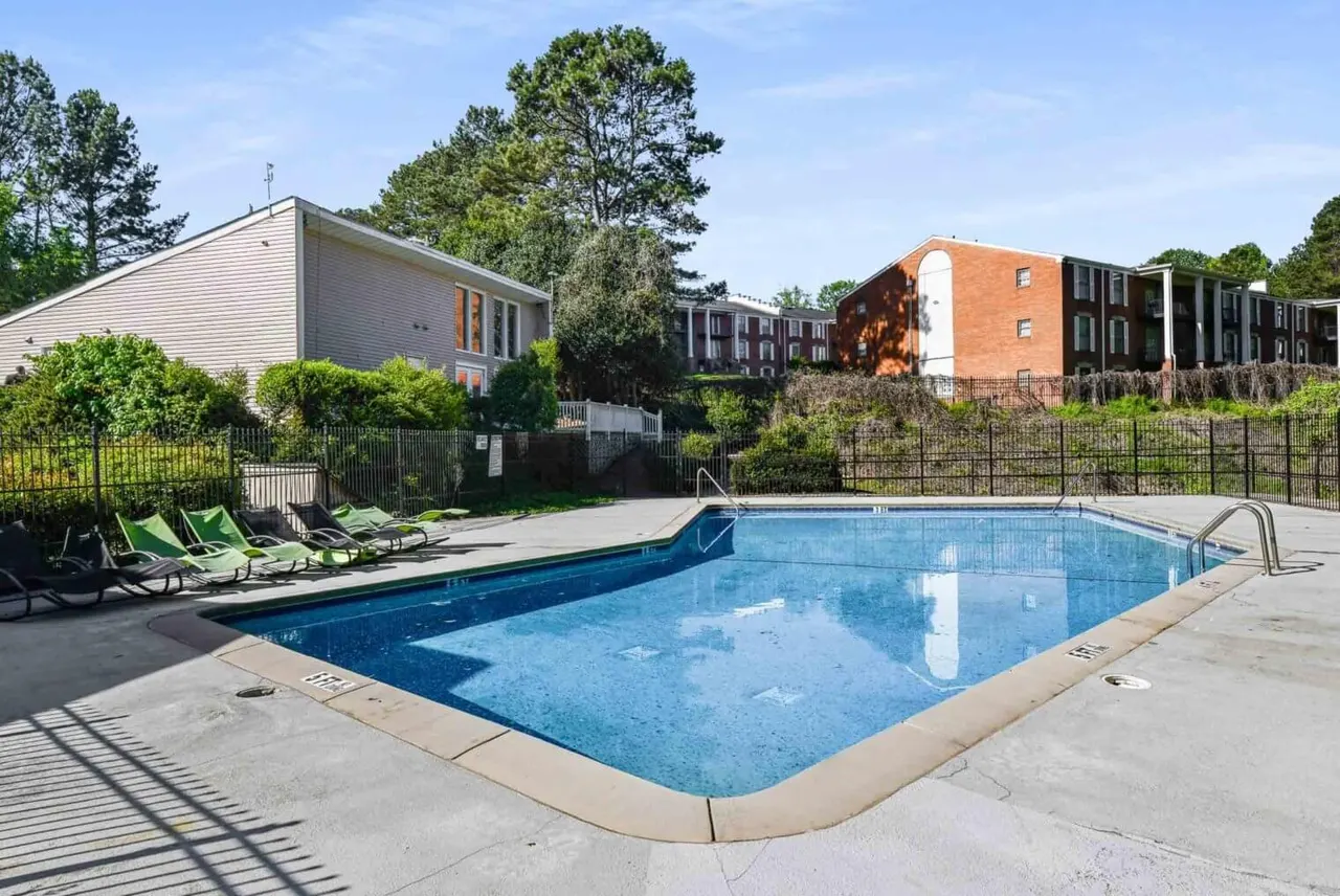 Premier Apartments