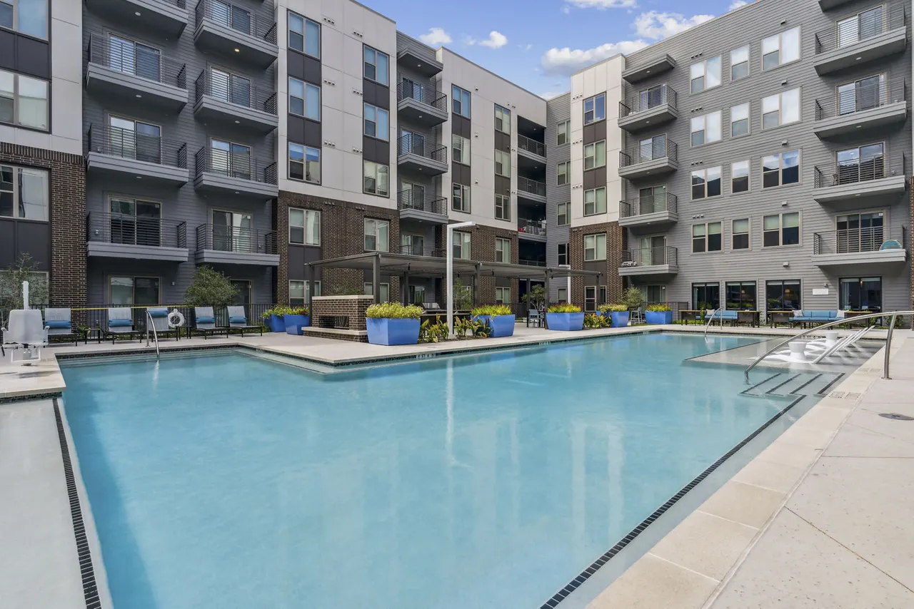 Alta Riverside