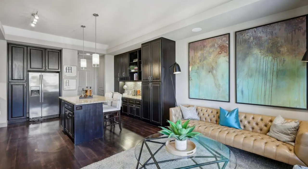 The Kelton at Clearfork Apartments