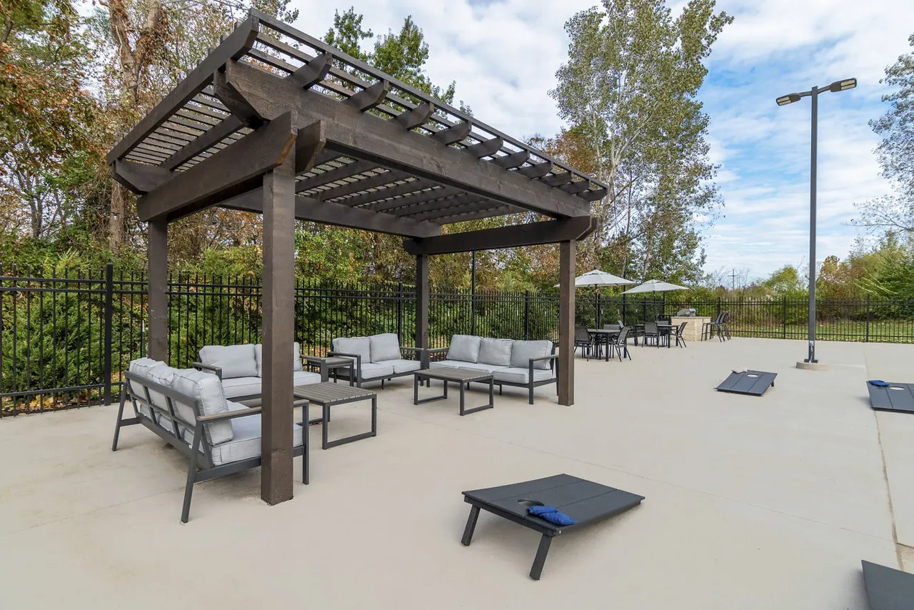 Wild Oak Apartments