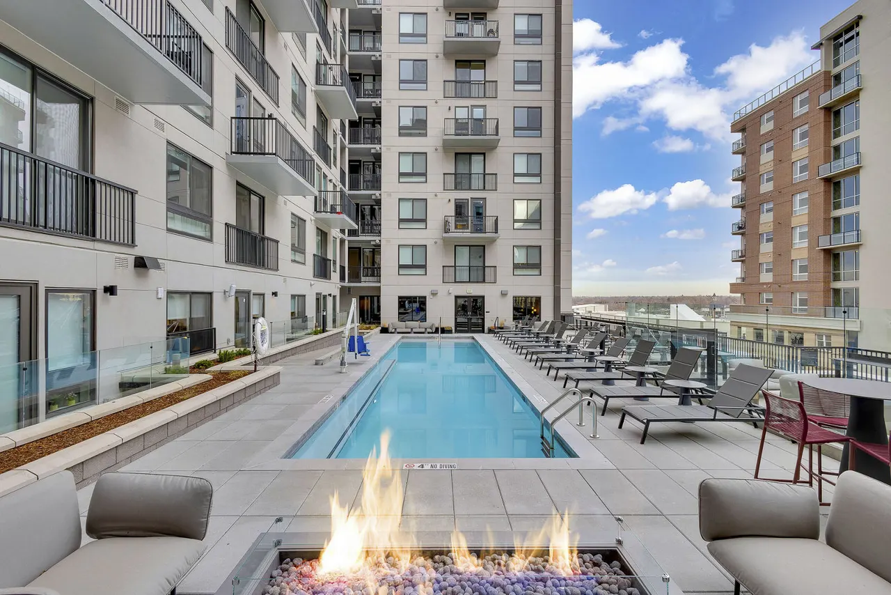 Arapahoe Square Apartments