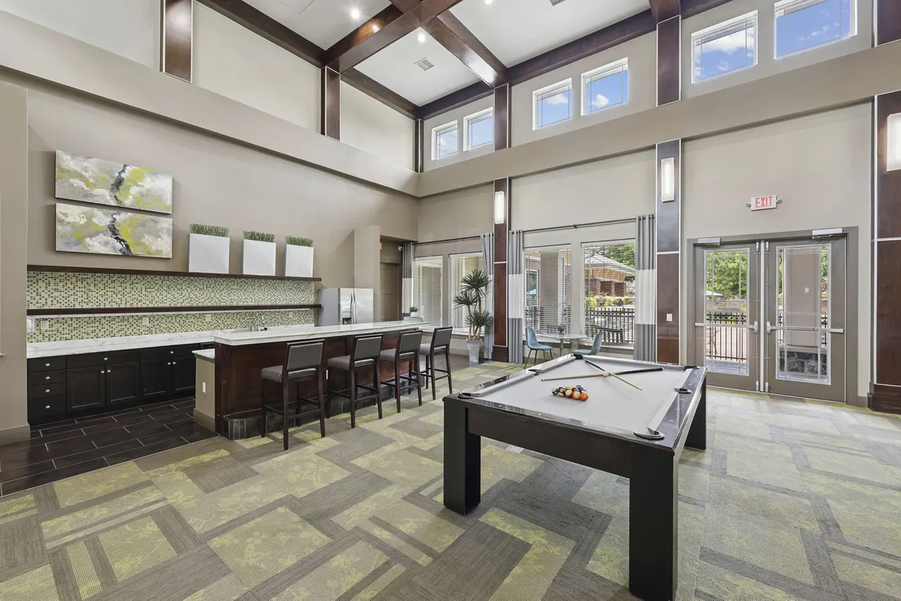 Stone Pointe
