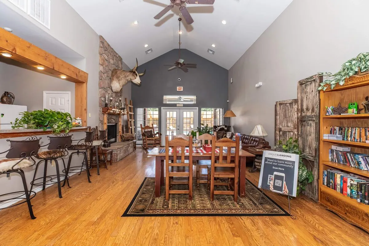 Eagles Landing Apartments