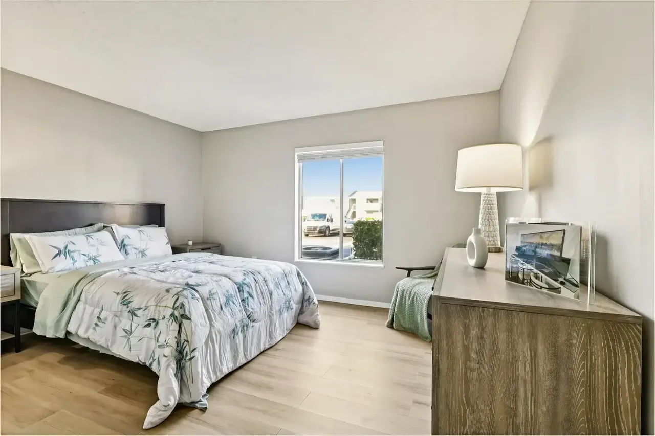 Palmview Cove Apartments