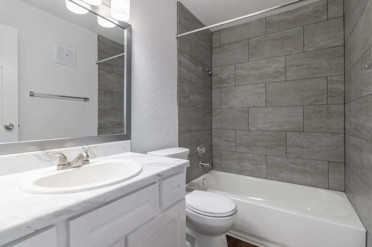 Rockridge Station Apartments