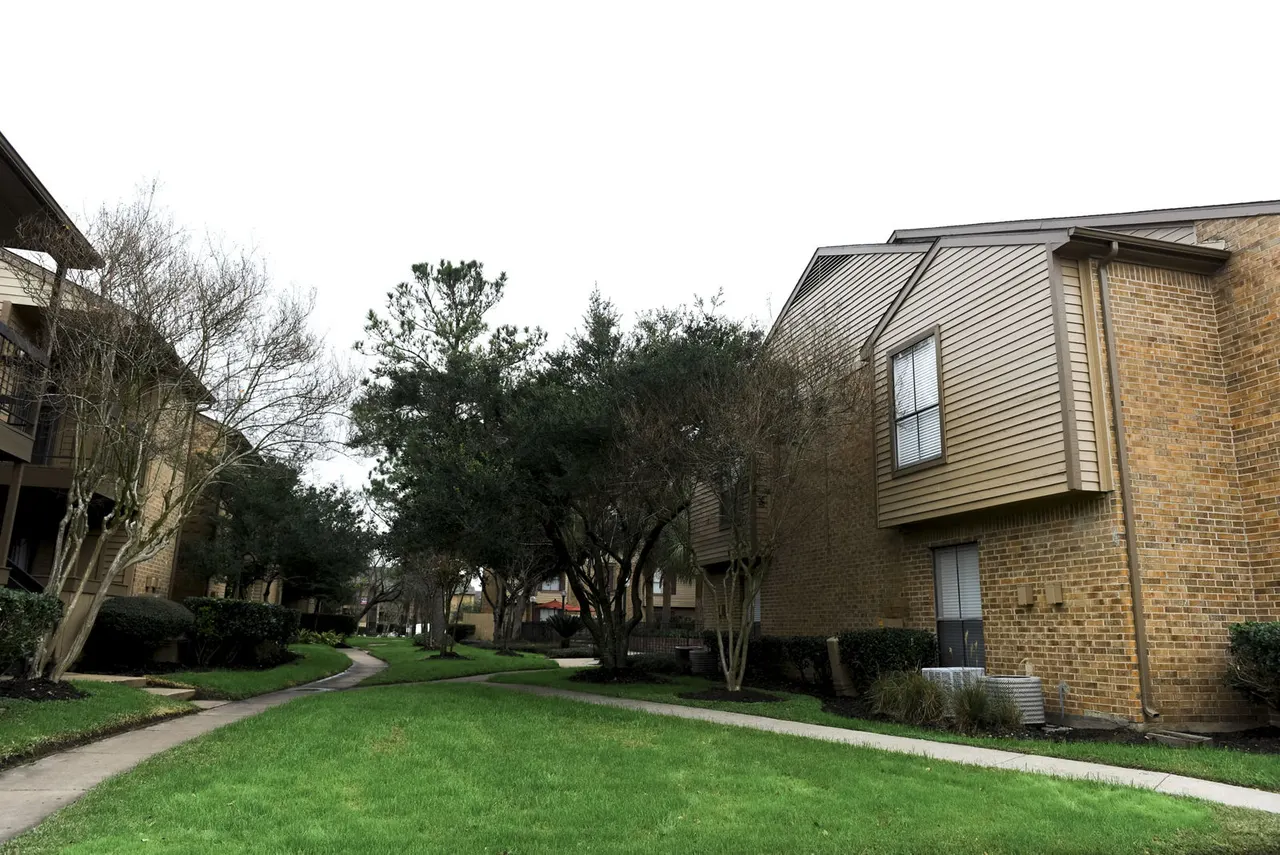 Westborough Crossing Apartments