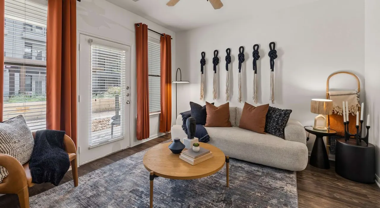 The Davis SoCo Apartments