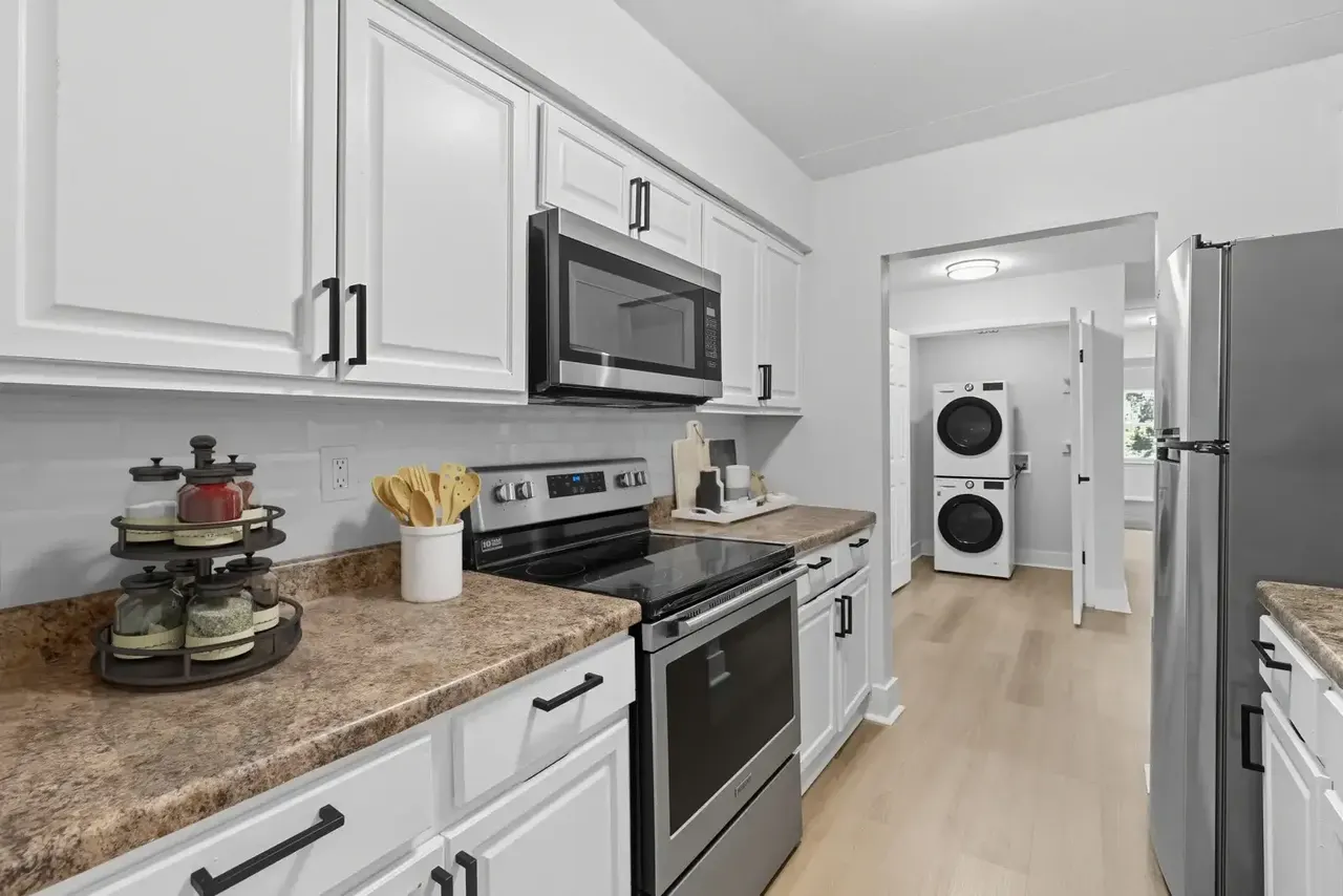 Lighthouse Hill Apartments