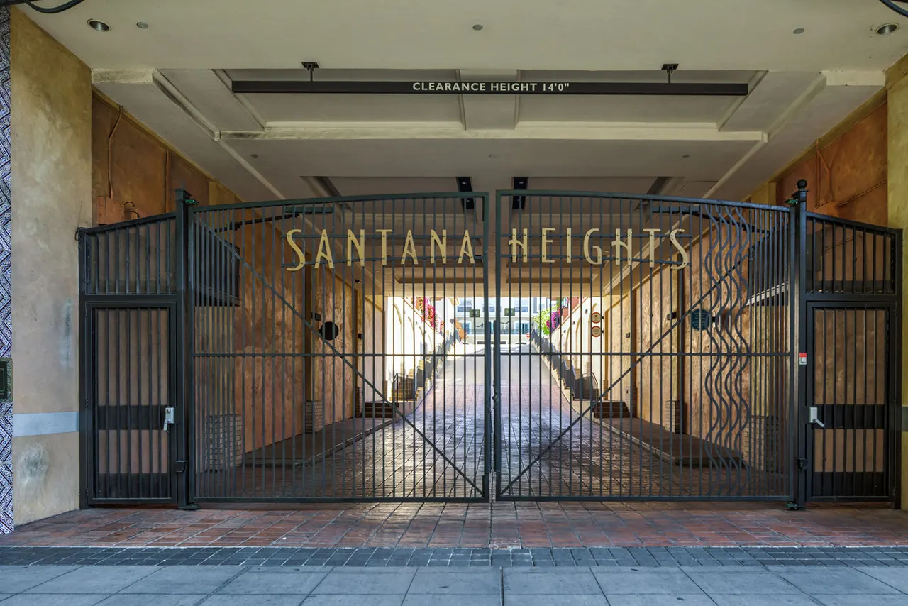 Santana Heights