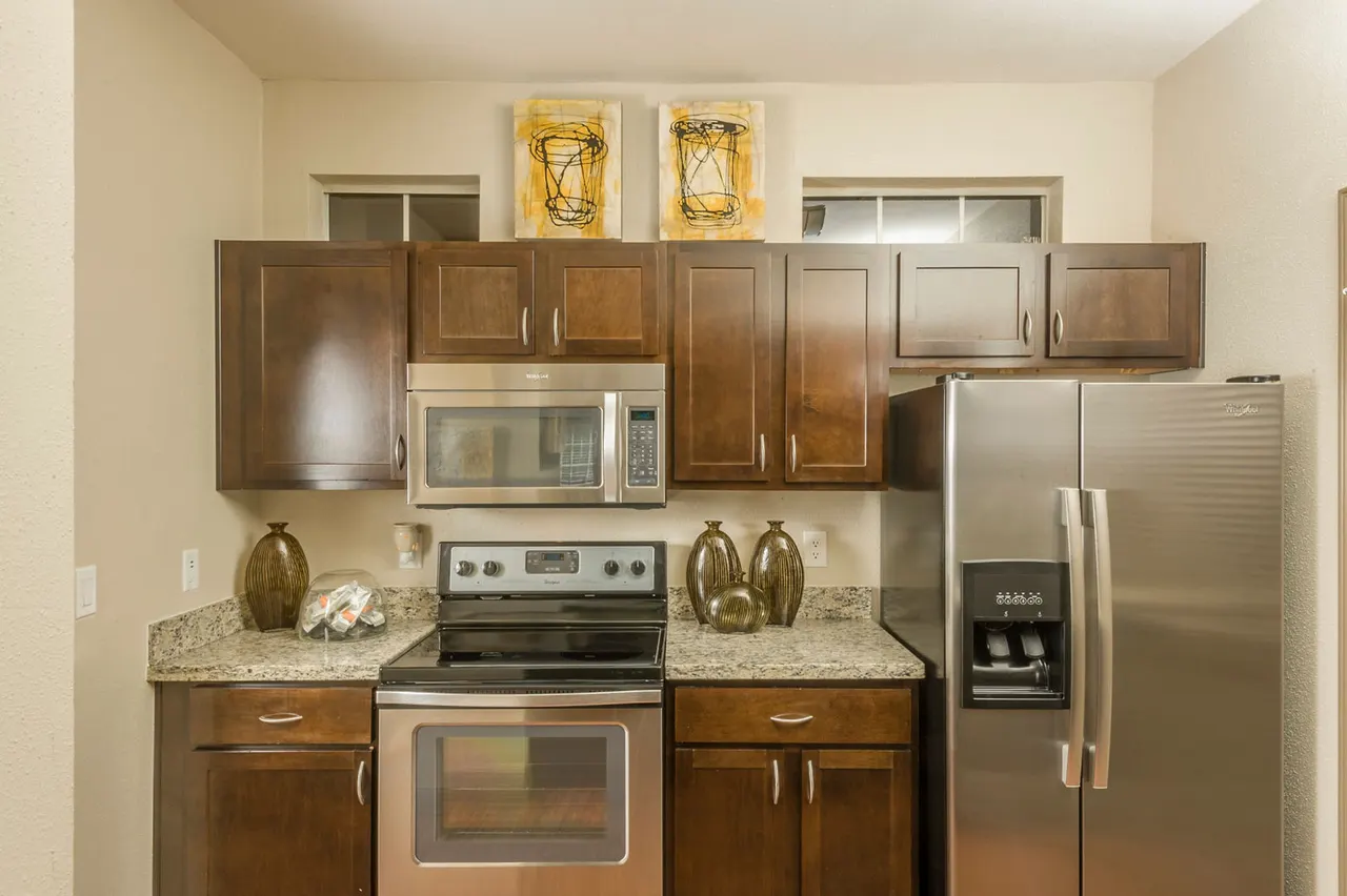 Deerwood Apartments